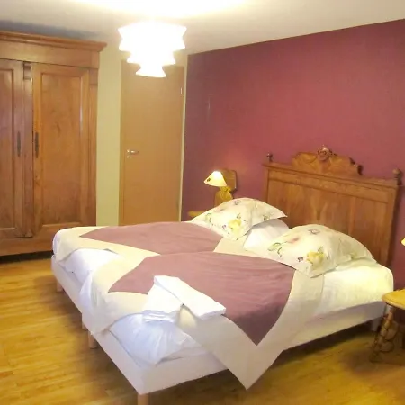 Maison Spacieuse A Avec Jardin Cloture Sermersheim