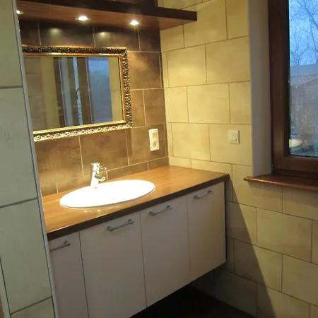 Maison Spacieuse A Avec Jardin Cloture Sermersheim